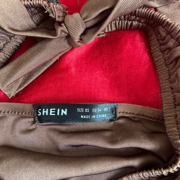 BROWN HALTER WRAP TOP - Picture 3 of 3